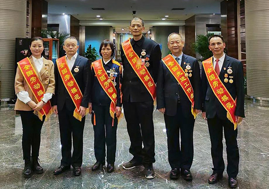 祝賀！這6位邵陽人在北京人民大會堂接受表彰！