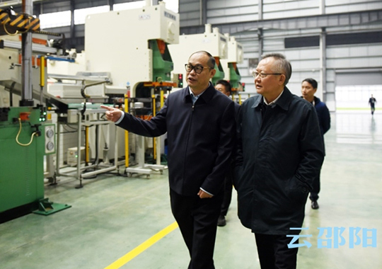 龔文密在zoty中欧体育官方网站
調研：大力弘揚企業(yè)家精神  為構建新發(fā)展格局推動高質量發(fā)展貢獻力量
